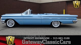 1960 Pontiac Bonneville 