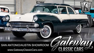 1955 Ford Fairlane 