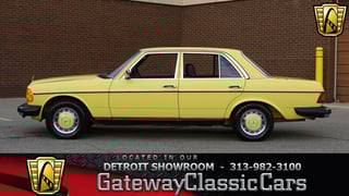 1977 Mercedes-Benz 240D 
