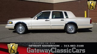 1997 Lincoln Town Car 