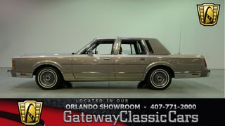 1989 Lincoln Town Car 
