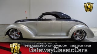 1939 Ford Roadster 