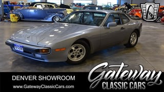 1985 Porsche 944 
