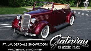 1935 Ford Deluxe Cabriolet 