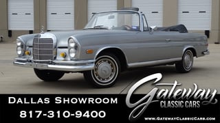 1969 Mercedes-Benz 280SE 