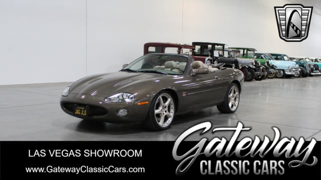 2001 Jaguar XKR 
