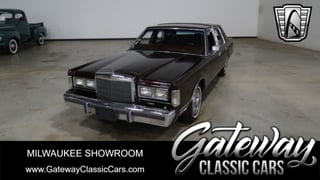 1988 Lincoln Town Car 