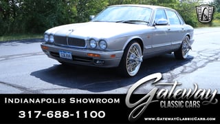 1995 Jaguar Vanden Plas 