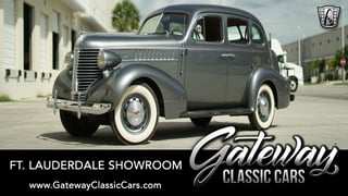 1938 Pontiac Silver Streak 