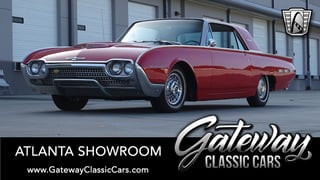 1962 Ford Thunderbird 