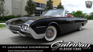 1962 Ford Thunderbird 