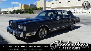 1988 Lincoln Town Car 
