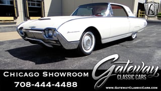 1961 Ford Thunderbird 