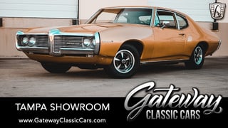 1969 Pontiac Custom S 