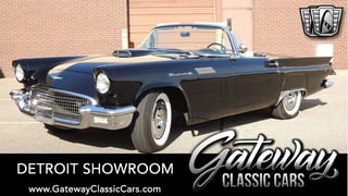 1957 Ford Thunderbird 