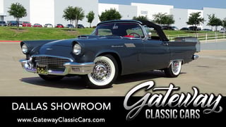 1957 Ford Thunderbird 