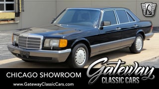 1990 Mercedes-Benz 300SE 