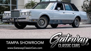 1986 Lincoln Town Car 