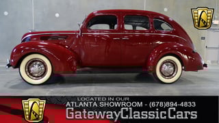 1938 Ford Deluxe 