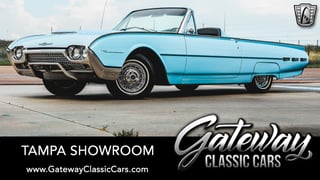 1962 Ford Thunderbird 