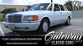 1990 Mercedes-Benz 560SEL 