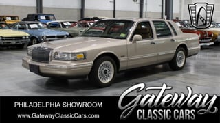 1997 Lincoln Town Car 