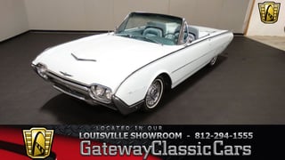 1961 Ford Thunderbird 