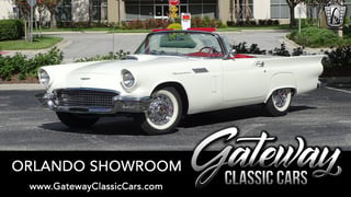 1957 Ford Thunderbird 