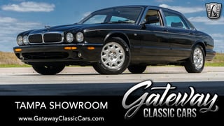 1999 Jaguar XJ8L 