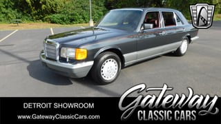 1986 Mercedes-Benz 560SEL 