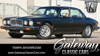 1987 Jaguar XJ6 