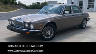1986 Jaguar XJ6 