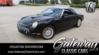 2005 Ford Thunderbird 