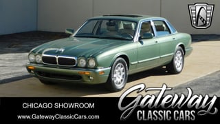 1999 Jaguar XJ8 