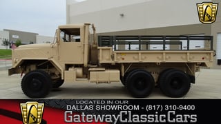 1984 AM General M923 