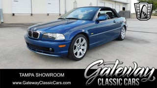 2002 BMW 325I 