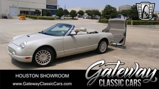 2005 Ford Thunderbird 