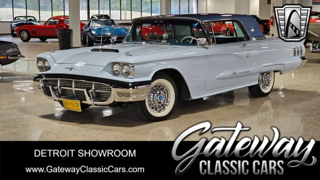 1960 Ford Thunderbird 