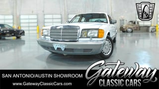 1987 Mercedes-Benz 560SEL 