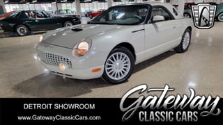 2005 Ford Thunderbird 