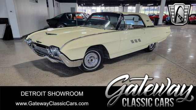 1963 Ford Thunderbird 