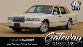 1997 Lincoln Town Car 