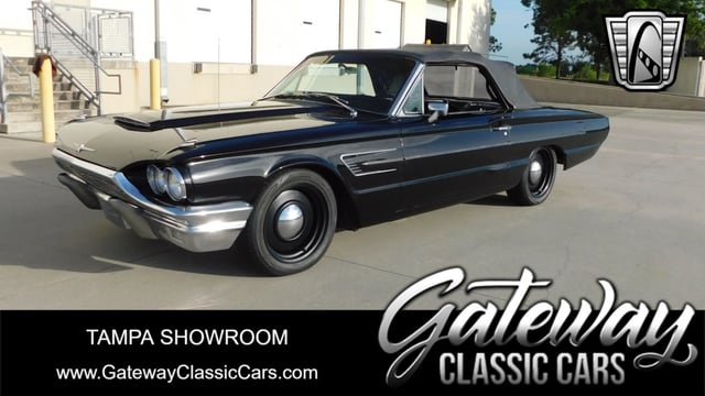 1965 Ford Thunderbird 