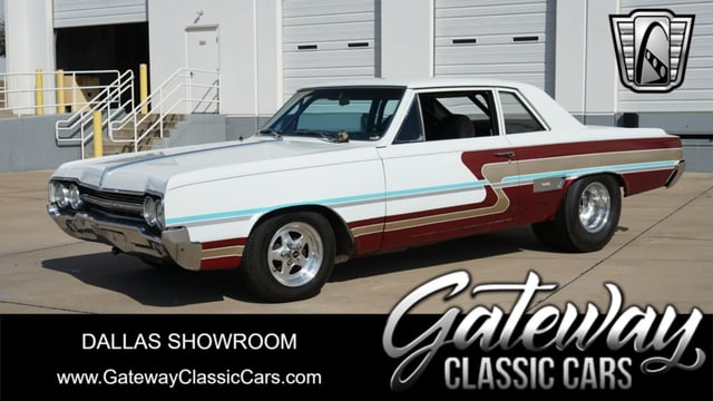 1965 Oldsmobile Cutlass 