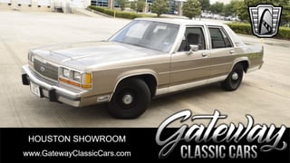 1989 Ford Crown Victoria 