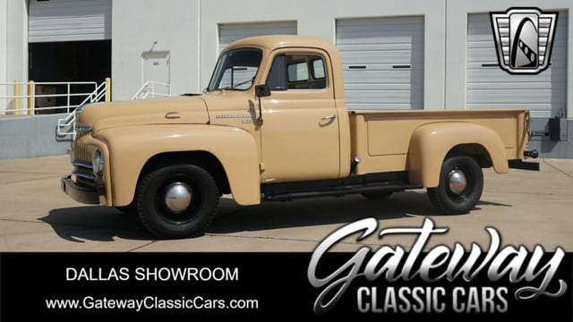 1951 International Harvester L-Series 