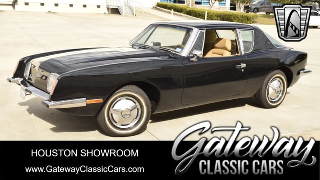 1982 Studebaker Avanti 