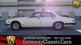 1986 Jaguar XJ6 