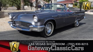 1957 Ford Thunderbird 
