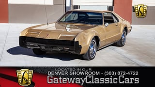 1966 Oldsmobile Toronado 